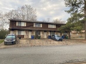 Building Photo - 5705 Sorenson St
