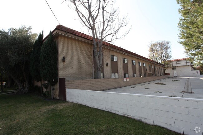 Building Photo - 7243 Shirley Ave