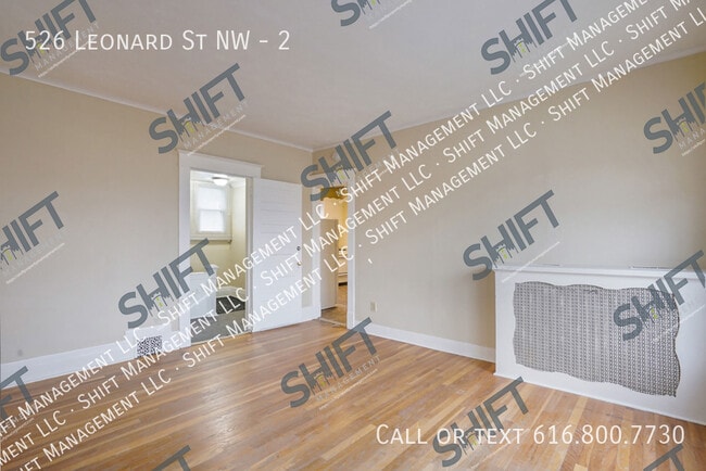 Building Photo - 526 Leonard St NW
