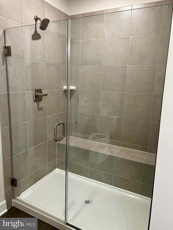 Building Photo - 10421 Resort Road