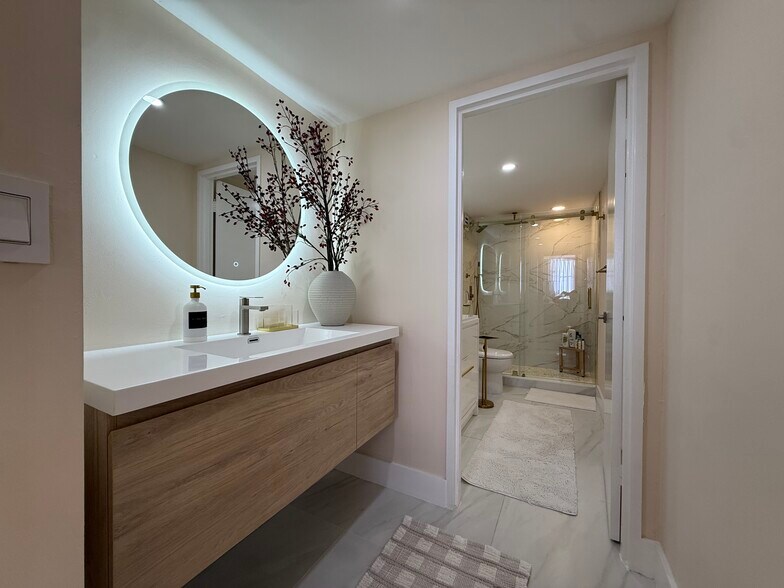 Vanity Room leading into Master Bathroom - 500 Three Islands Blvd