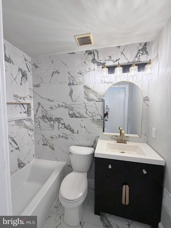 Building Photo - 12516 Waldo Ln