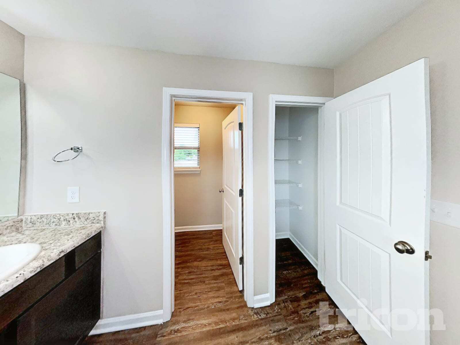 Building Photo - 120 Leland Ln