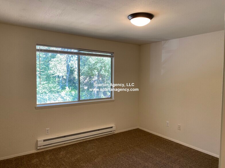 Building Photo - 10416 29th St E