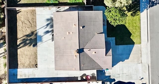 Building Photo - 1844 Paradise Way