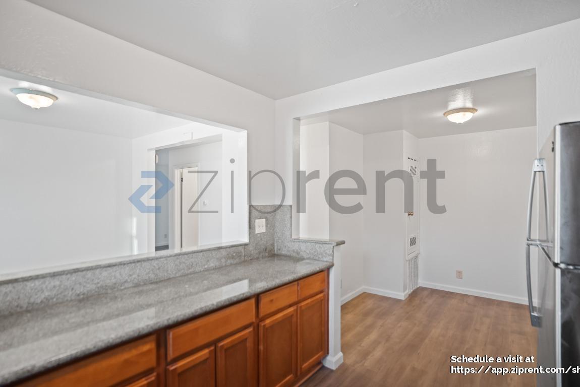 Building Photo - 29213 Dixon St