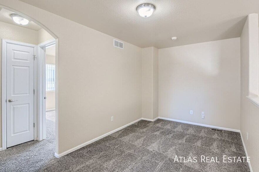 Building Photo - 4918 Gami Way