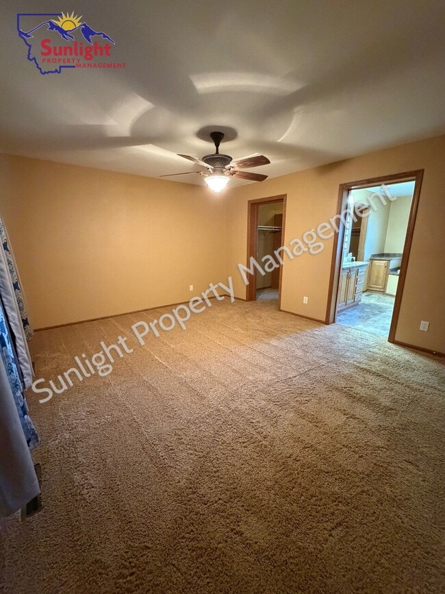 Building Photo - 3 Bed 2 Bath Property in Bridger Montana