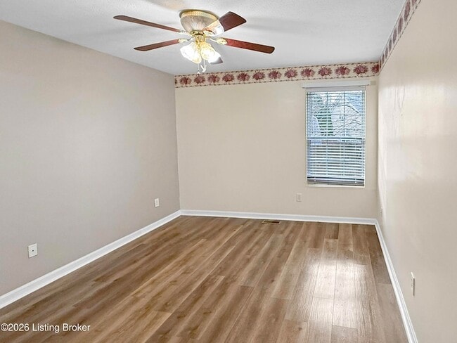 Building Photo - 9804 Spring Pointe Ct