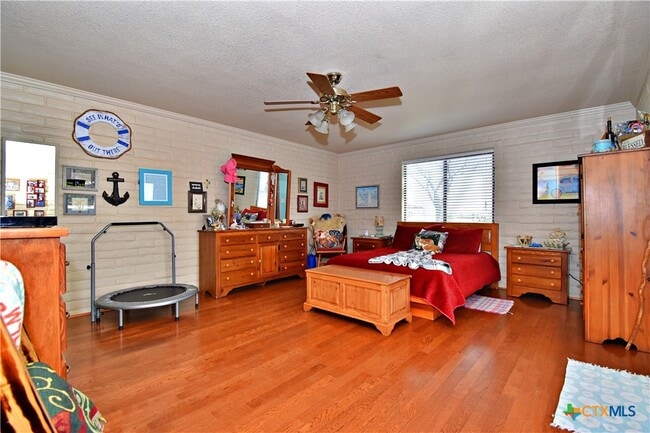 Building Photo - 4513 Center Point Rd