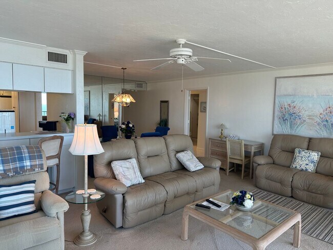 Building Photo - Check out this view from the 7th floor overlooking the gulf of America!!! SEASONAL/OFF-SEASONAL O...
