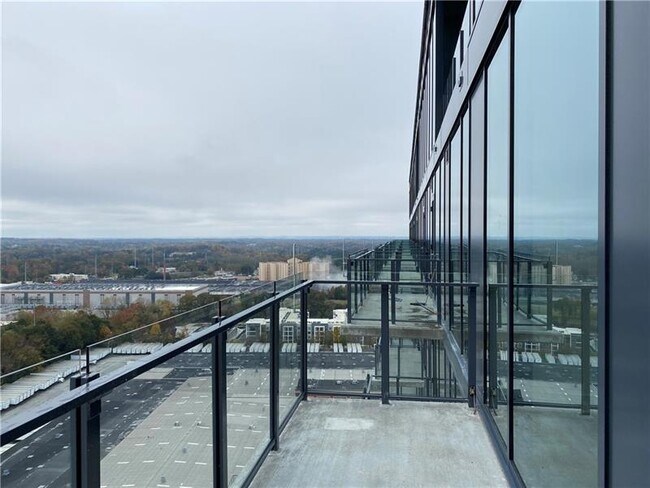 Building Photo - 788 West Marietta St NW