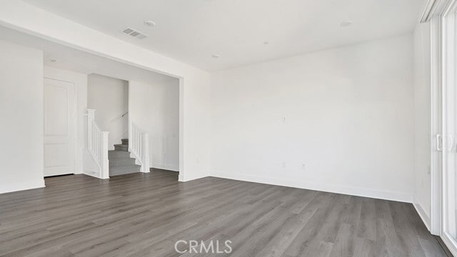 Building Photo - 401 Junco