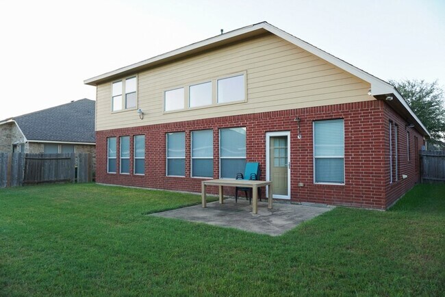 Building Photo - 7506 Stone Arbor Ln