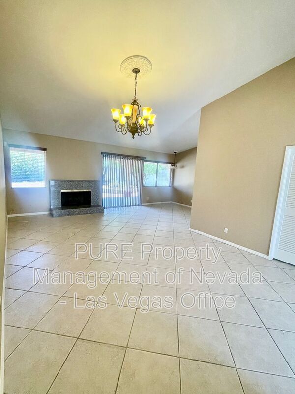 Building Photo - 6649 Wayburn Way