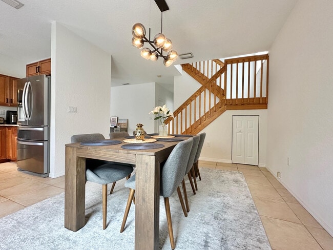 Building Photo - 639 NW 130th Way