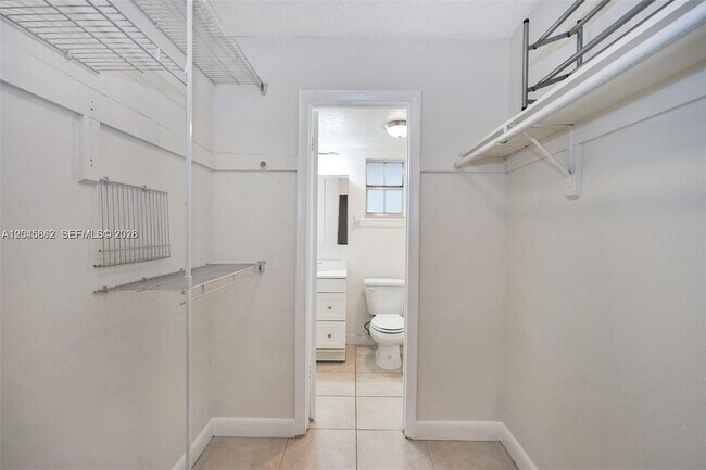 Building Photo - 8500 SW 109th Ave