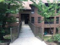 Building Photo - 23243 Rosewood Ct