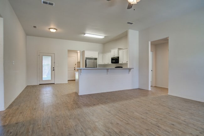 Building Photo - 2102 17th St