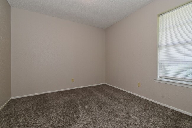 Building Photo - 3117 Chaparral- House