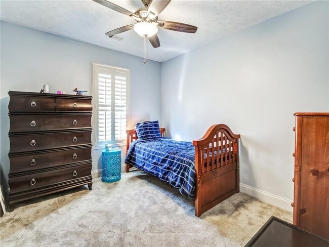 Building Photo - 3840 Forsythia Way
