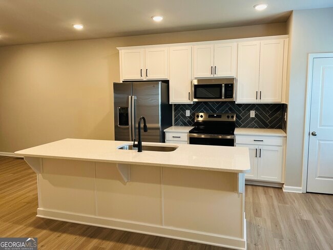 Building Photo - 33 Cobalt Ln