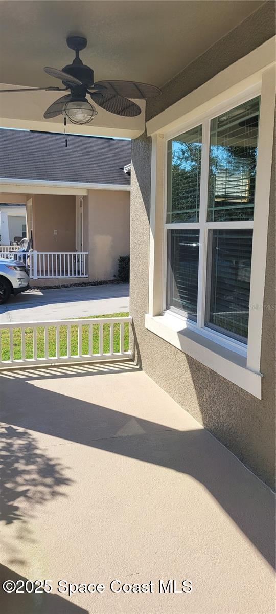 Building Photo - 1721 Saffron Plum Ln