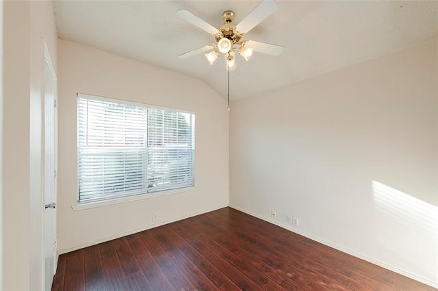 Building Photo - 204 Waterwood Dr