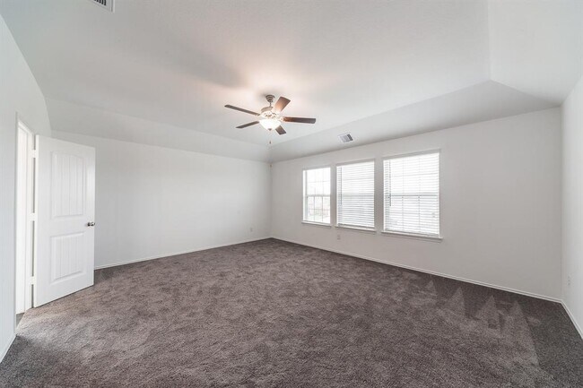 Building Photo - 26047 Steele Flower Dr