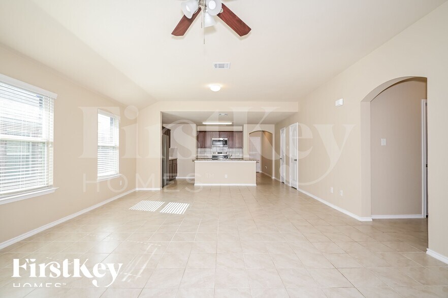 Building Photo - 961 Corbitt Ln