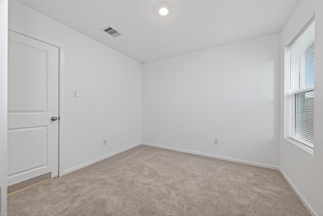 Building Photo - 3081 Majestic Sunrise Dr