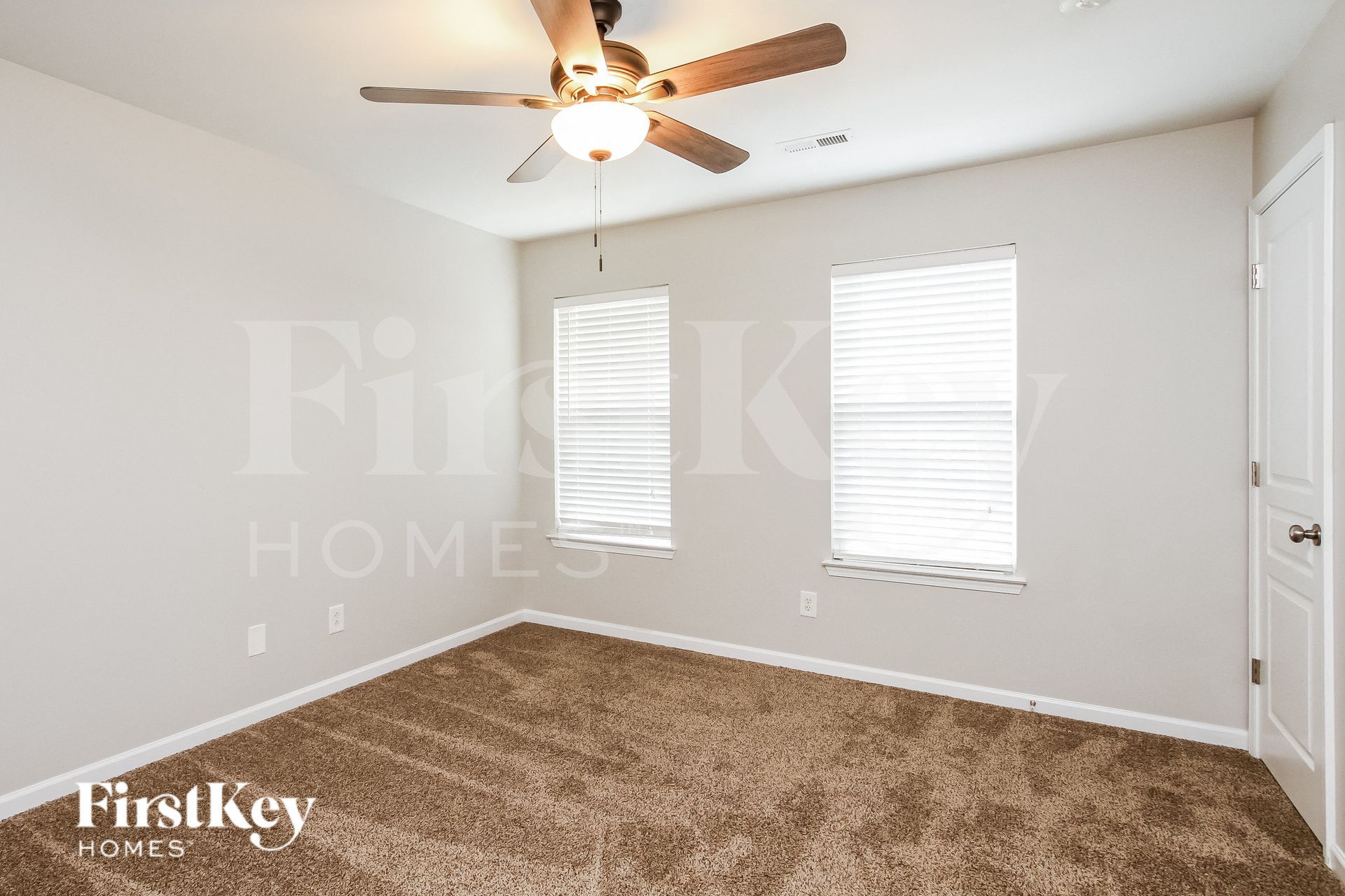 Building Photo - 10519 Meadow Crossing Ln