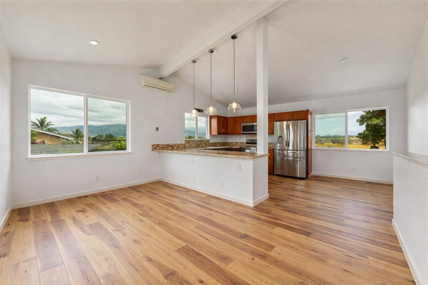 Building Photo - 495 Kaiolohia St