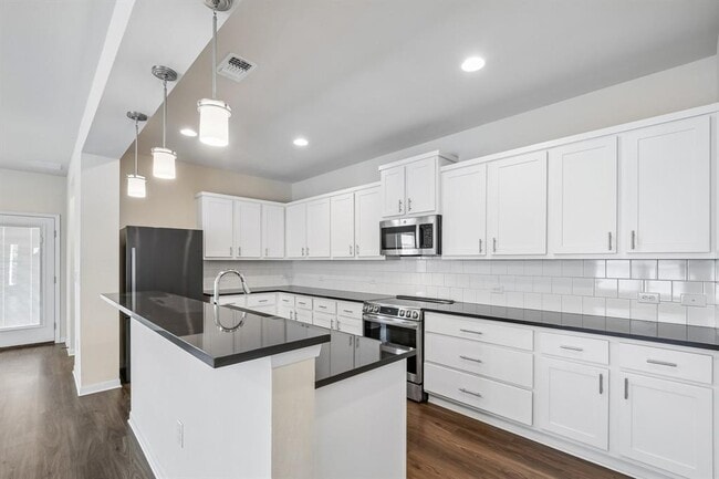 Building Photo - 9813 Eloquence Dr