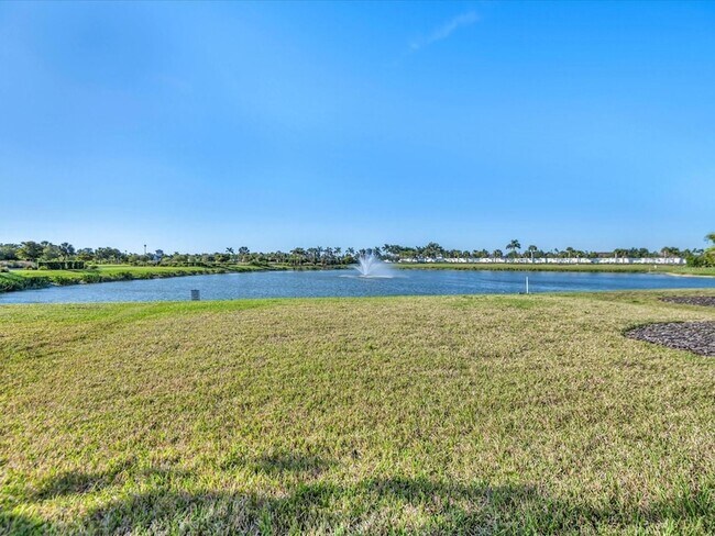 Building Photo - 12537 Night View Dr