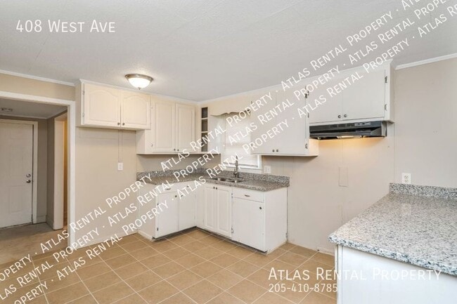 Building Photo - 408 West Ave