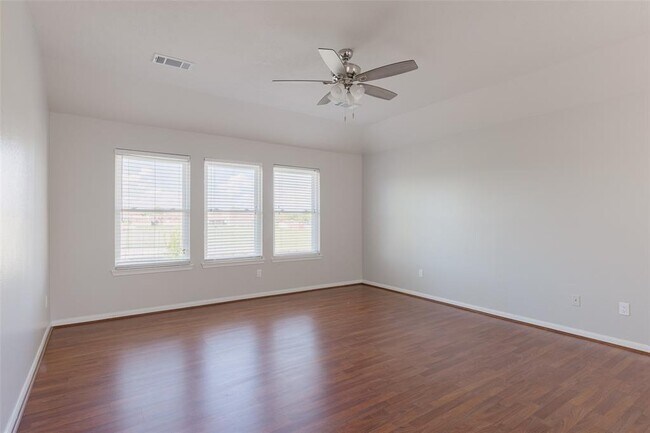 Building Photo - 16530 Cypress Bridge Dr
