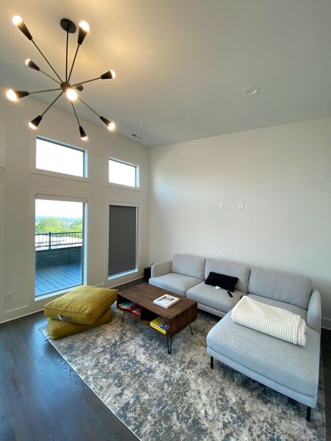 Building Photo - 4638 Kentucky Ave