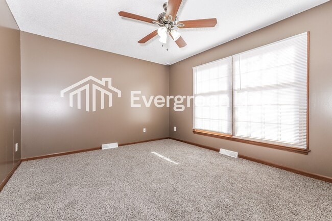 Building Photo - 11622 Palmer Ave