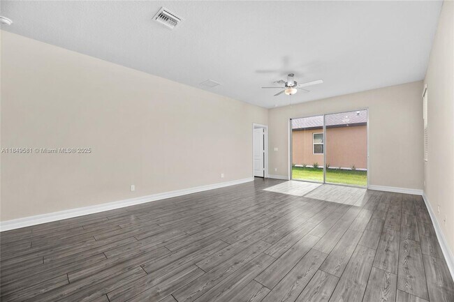 Building Photo - 5109 Joyous Pl