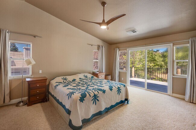 Building Photo - 4011 Prairie Falcon Dr