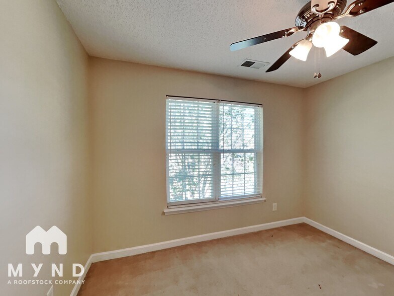Building Photo - 4027 Old Glory Dr