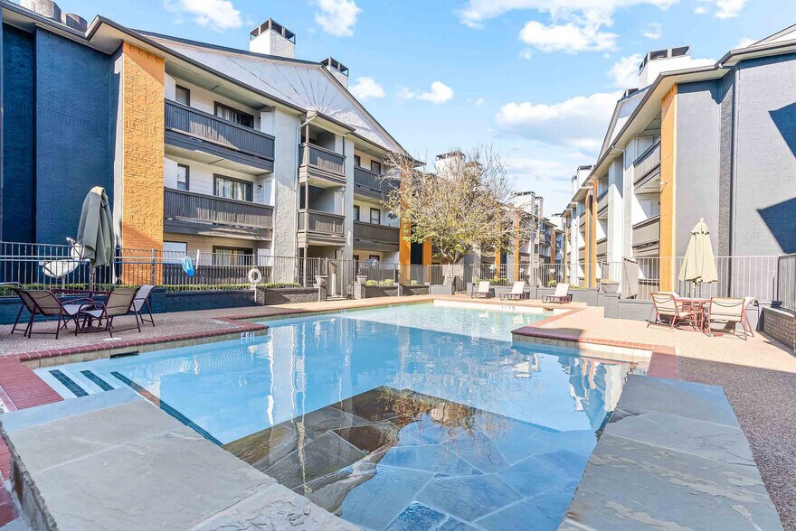 Interlace 3801 Gannon Ln Dallas TX 75237 Apartment Finder