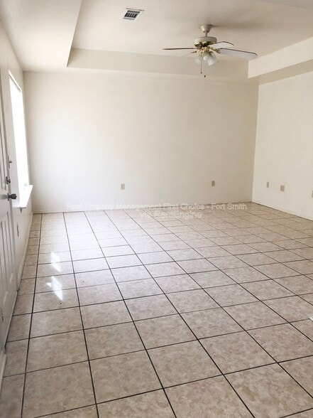 Building Photo - 1447 Brazil Ave