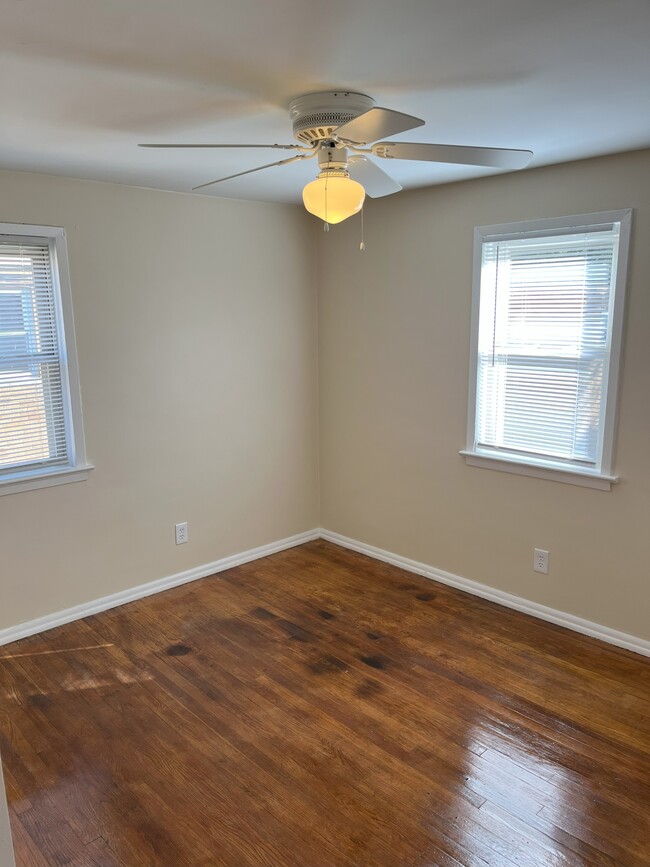 Building Photo - 2110 Market Ave N