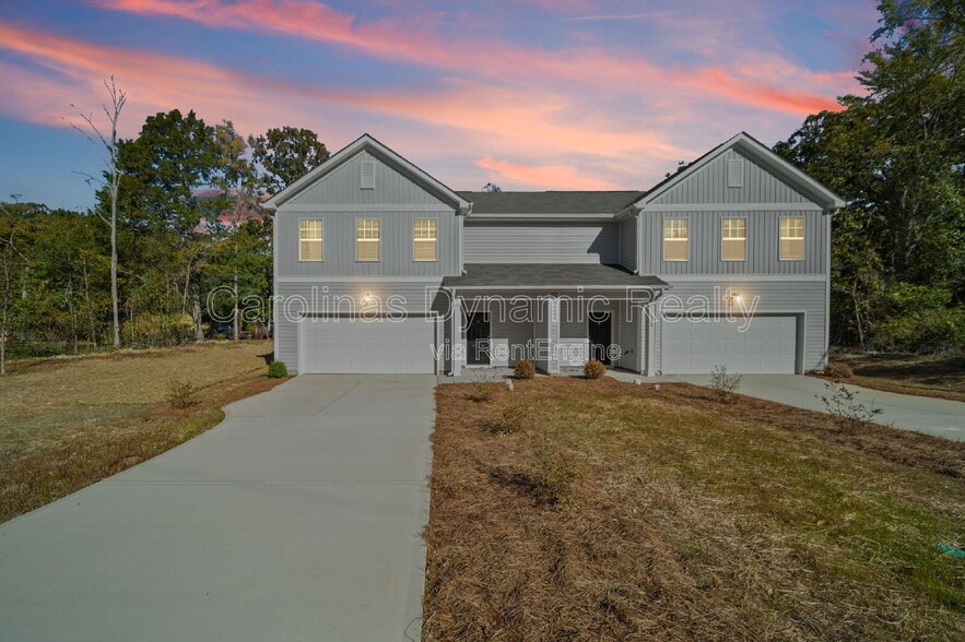 Building Photo - 3200 Polk and White Rd