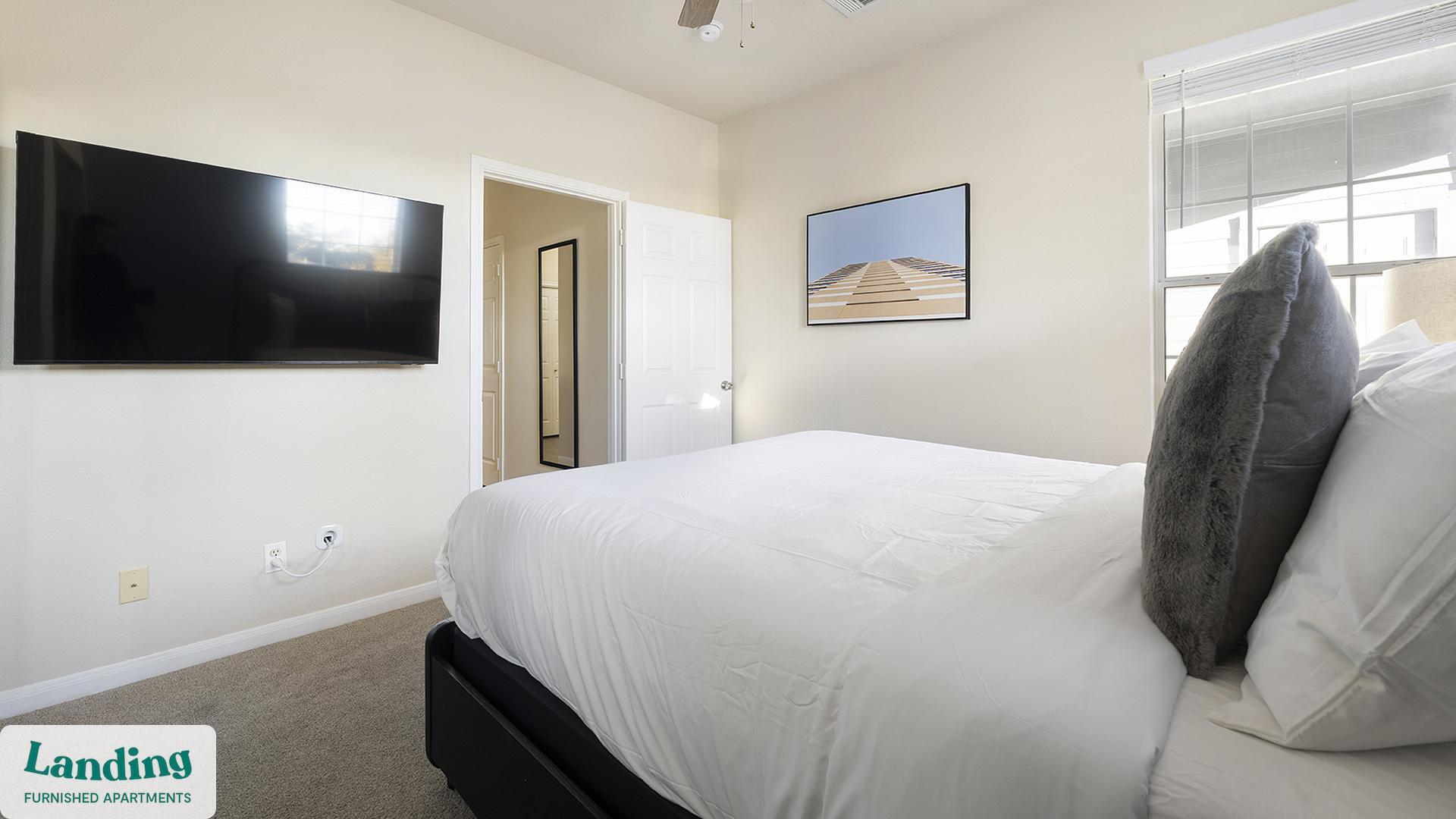 Building Photo - 1215 W Slaughter Ln