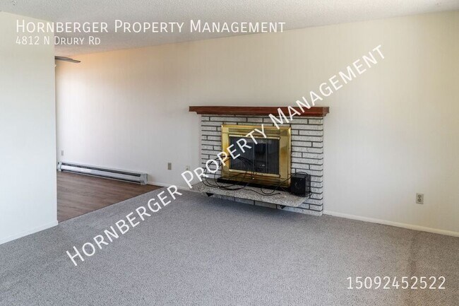 Building Photo - 4812 N Drury Rd