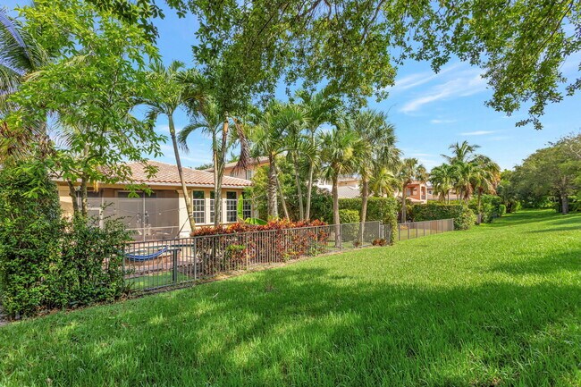 Building Photo - 8240 NW 105th Ln