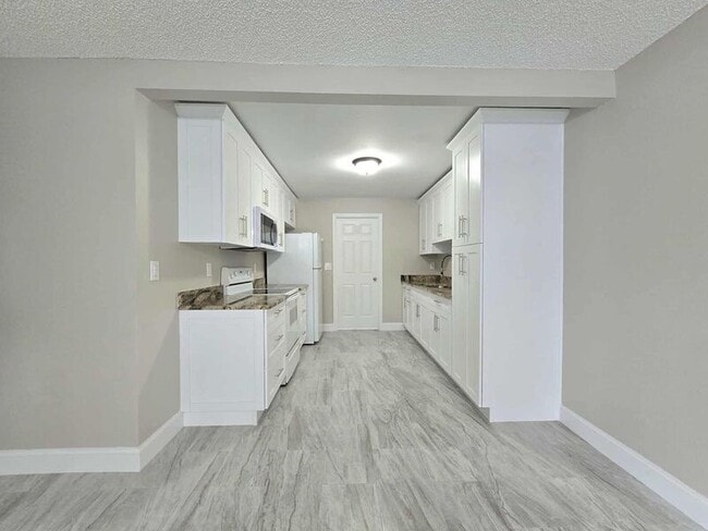 Building Photo - 5545 Gaur Ln
